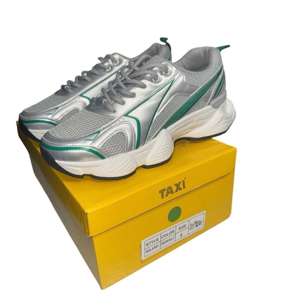 Taxi Solar01 Silver Green Metallic Chunky Sneakers Y2K Dad Shoes Size 9 NIB